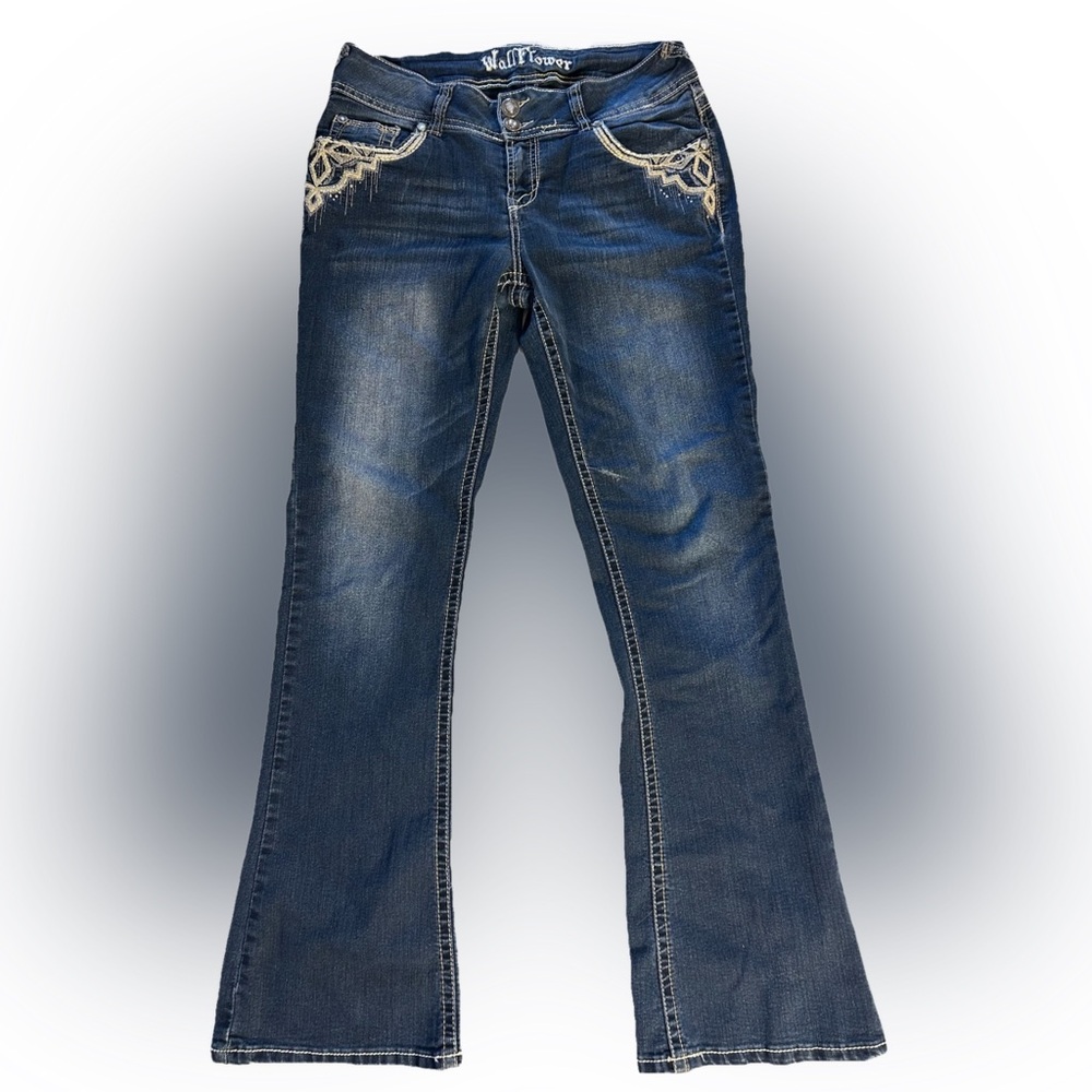 Y2K WallFlower Luscious Curvy Bootcut Jeans – Embroidered Pockets & Bling Size 9